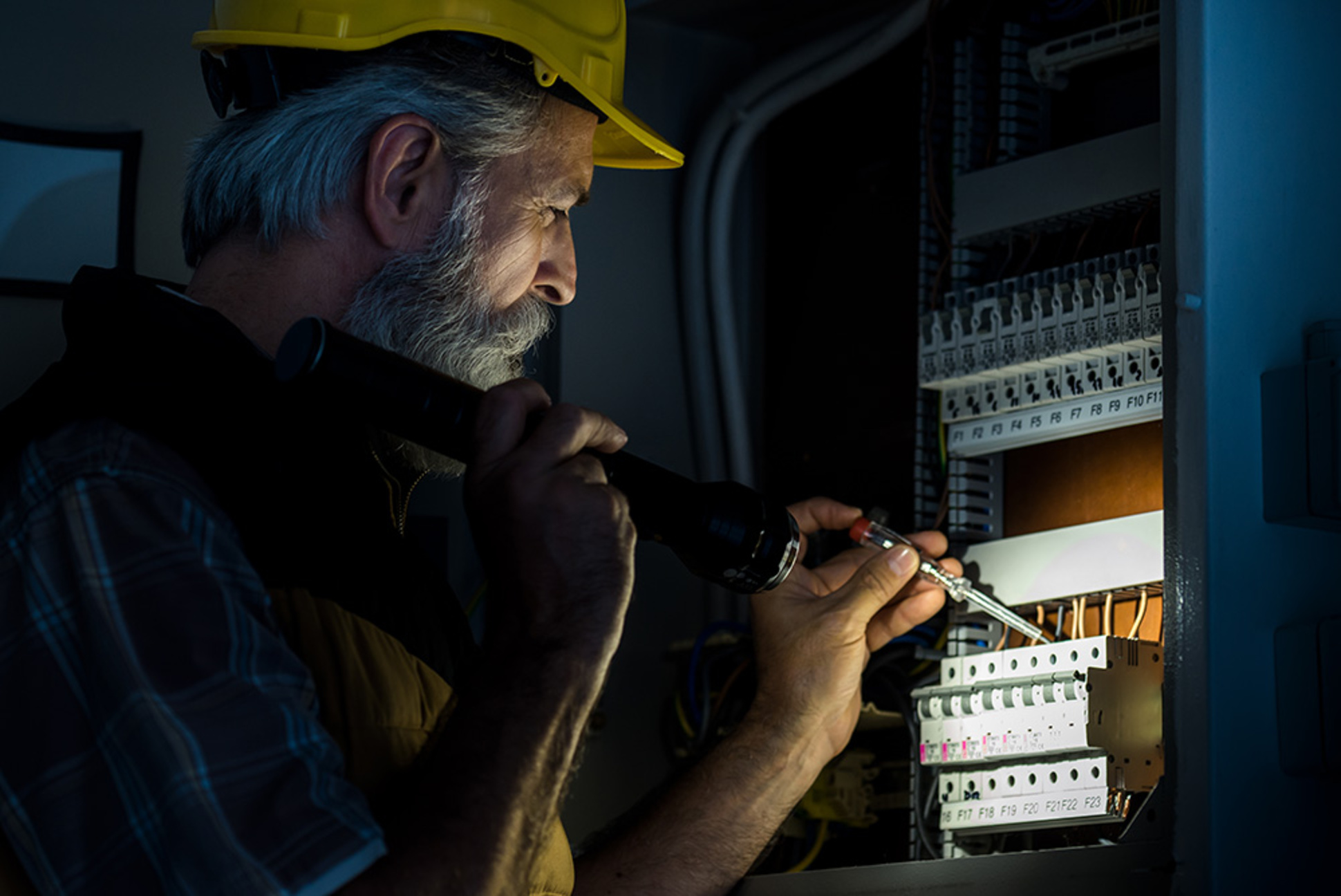 Über­spannungs­schutz bei Patrick Pipp Elektrotechnik in Echzell